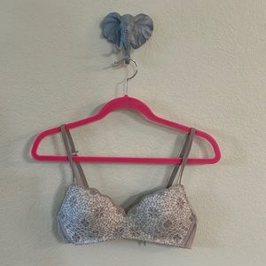 Aerie 34B wireless convertible push-up bra taupe lace